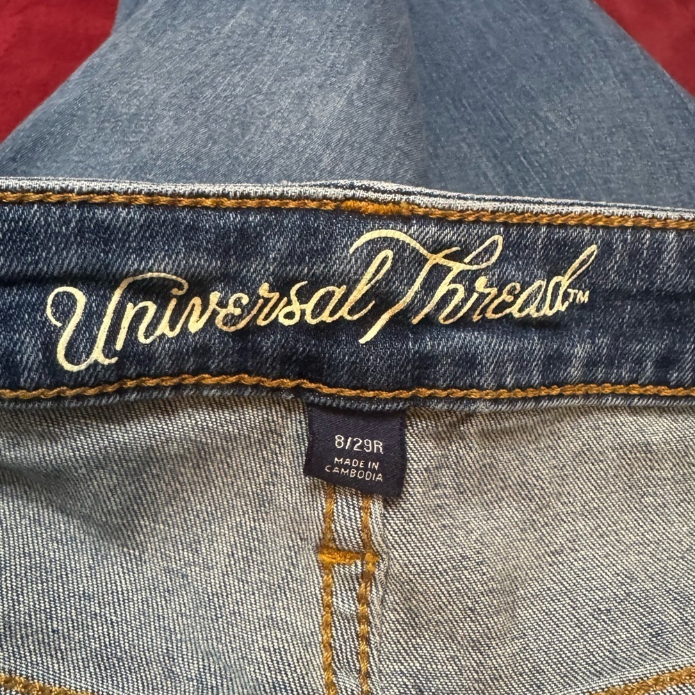 Universal Thread Distressed Skinny Jeans - Picture 4 of 5